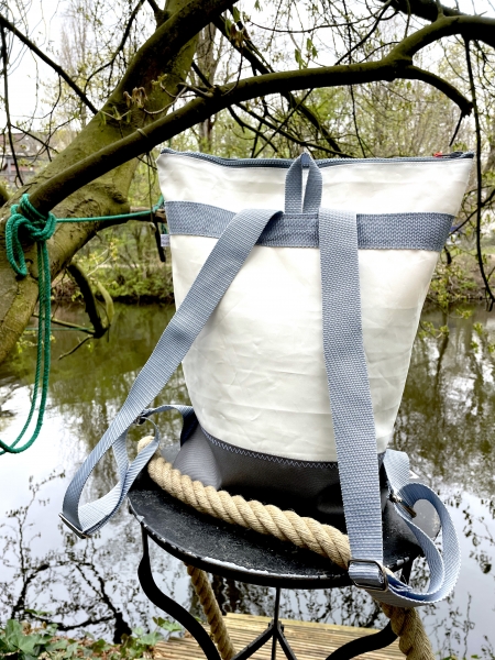 Segeltuchrucksack mit oranger 5